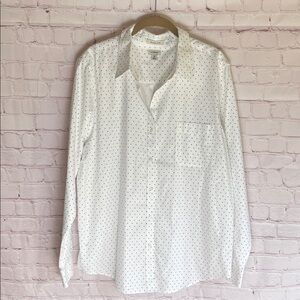 L.L. Bean White and Navy 100% Cotton Polka Dot Woman’s‎ XL Button UP Shirt